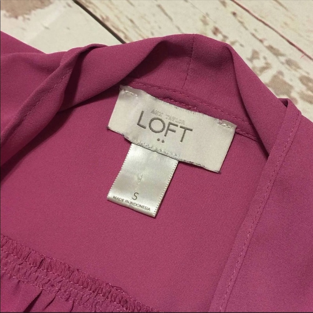 LOFT Tie-Neck Sleeveless Blouse - Picture 7 of 8